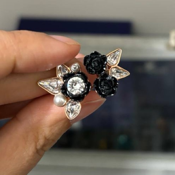 Swarovski ring - Picture 4 of 8